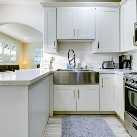 Stylish Modern Home, Ac, Parking & Near Fwys Σάντα Άνα Εξωτερικό φωτογραφία
