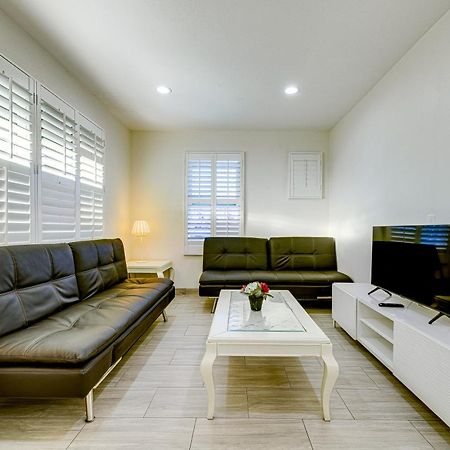 Stylish Modern Home, Ac, Parking & Near Fwys Σάντα Άνα Εξωτερικό φωτογραφία